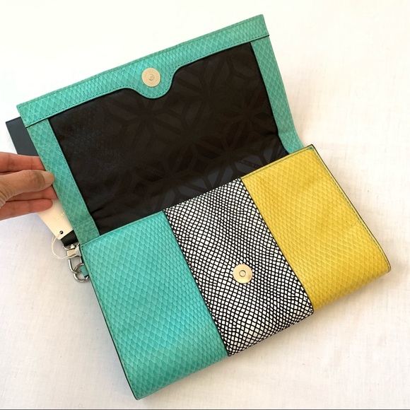 Authentic Trina Turk Tri Colored Leather Clutch - Picture 4 of 11